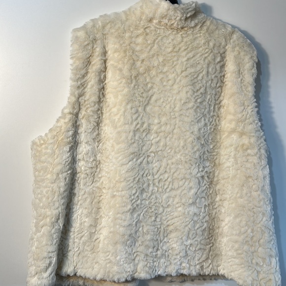 COLDWATER CREEK FAUX FUR CREAM COLOUR ZIPPER CLOSURE TWO POCKETS SIZE 3X - Picture 5 of 5